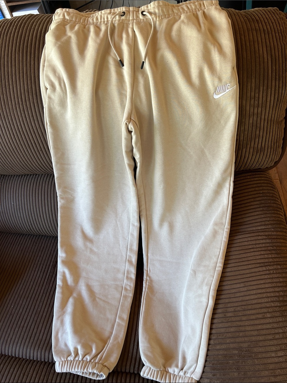 🍂Nike Fleece Joggers with pockets & drawstring